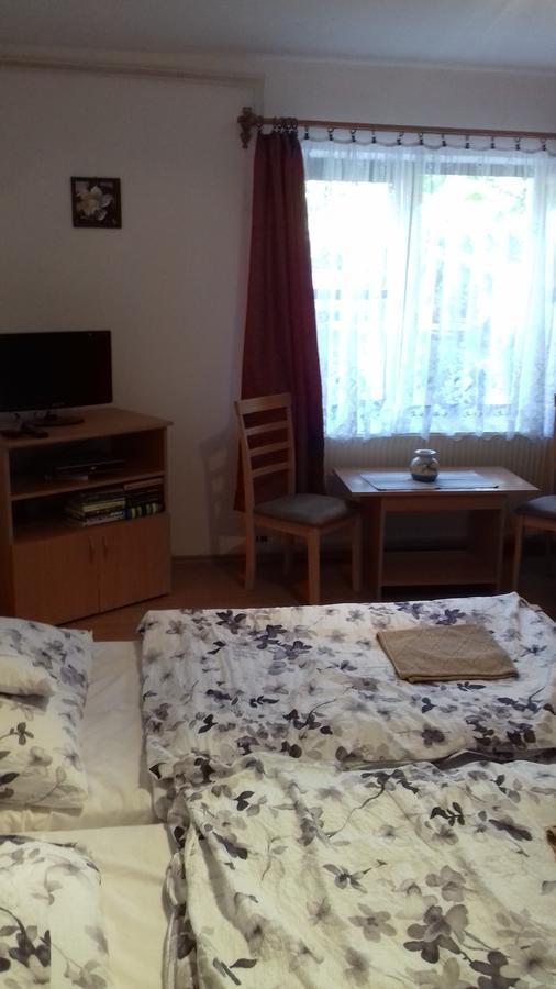 Kemences Vendeghaz Hotell Mikohaza Eksteriør bilde